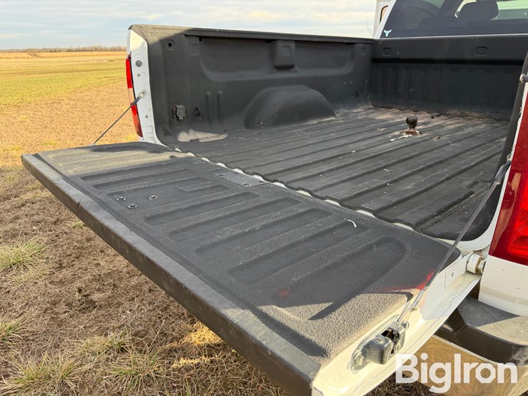 2011-chevrolet-2500hd-image-18