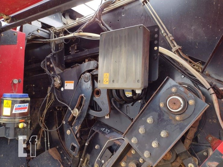 new-holland-bb940-image-31