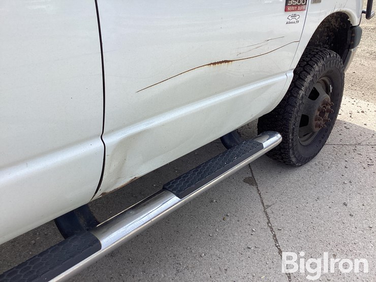 2009-dodge-ram-3500-image-18