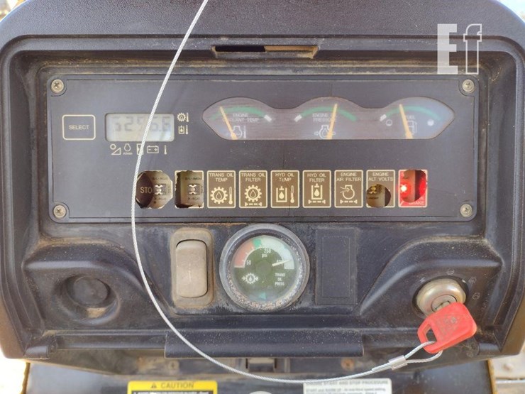 2004-deere-650h-image-7