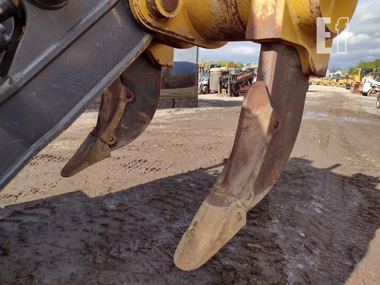 deere-1050-p-tier-image-46