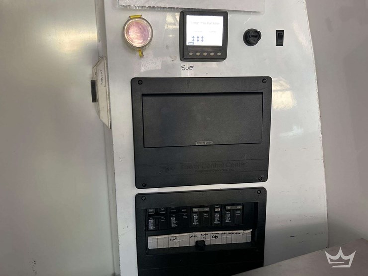 2021-mercedes-benz-sprinter-4500-image-29
