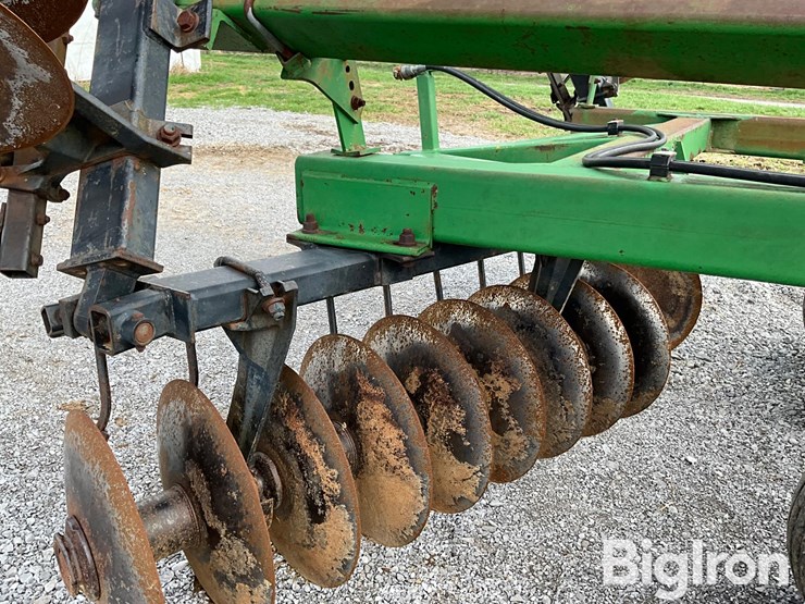 john-deere-630-image-18