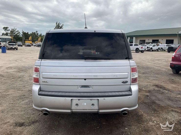 2013-ford-flex-image-24