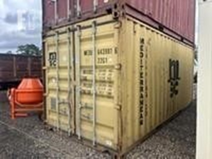used-20'-shipping-container-image-1