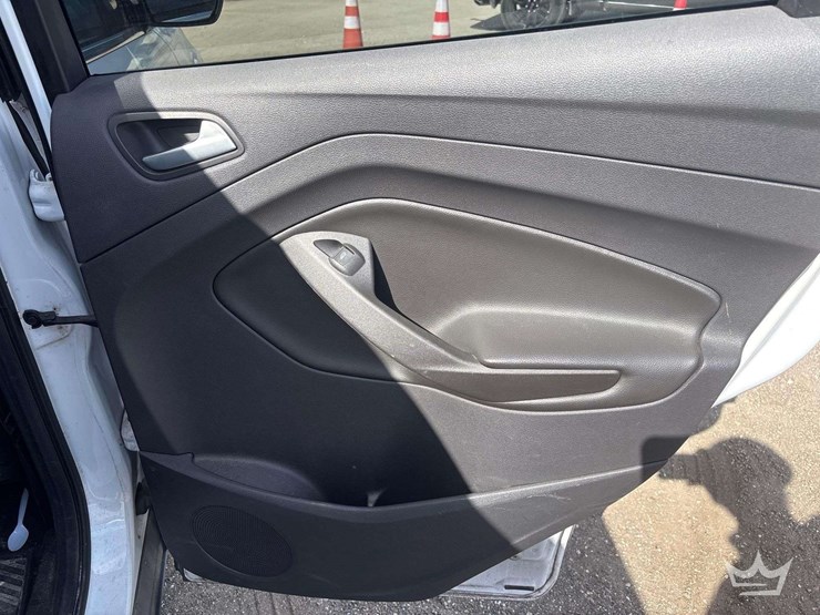 2014-ford-escape-image-25