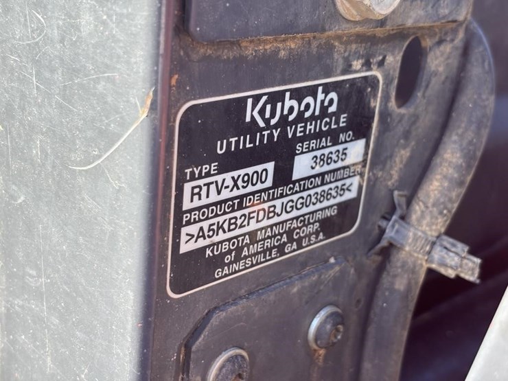 2016-kubota-rtv900-image-34
