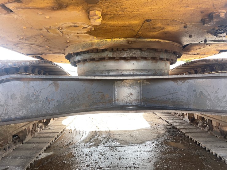 komatsu-pc308-image-21
