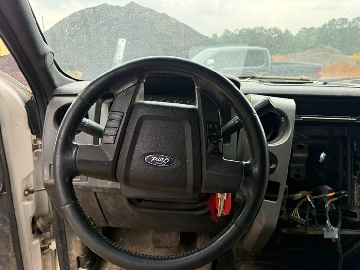 2012-ford-f150-image-31