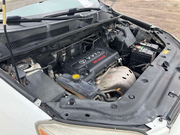 2007-toyota-rav4-image-8