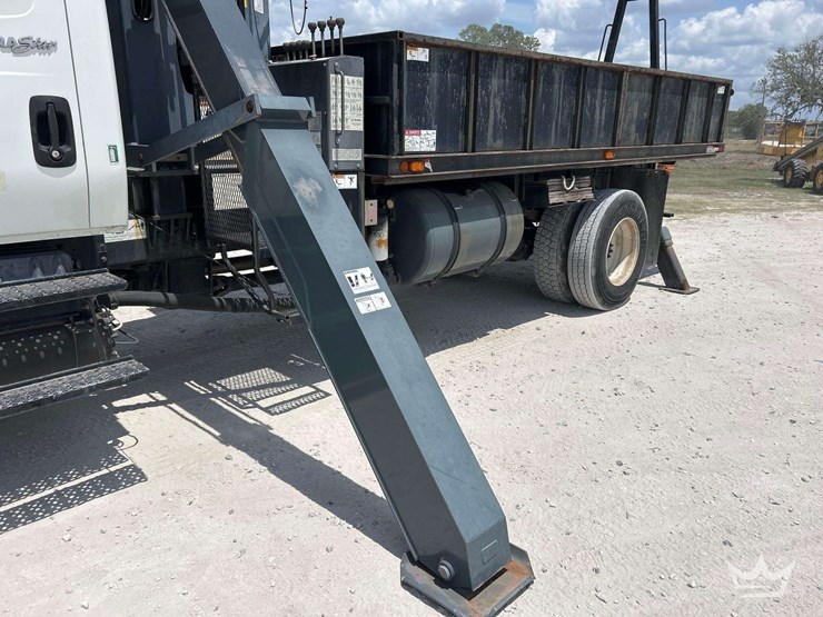 2014-international-durastar-4300-image-20