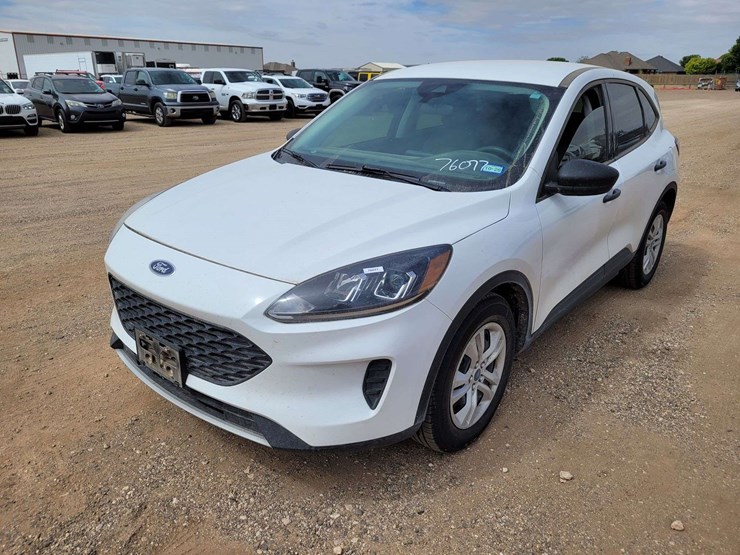 2021-ford-escape-image-1