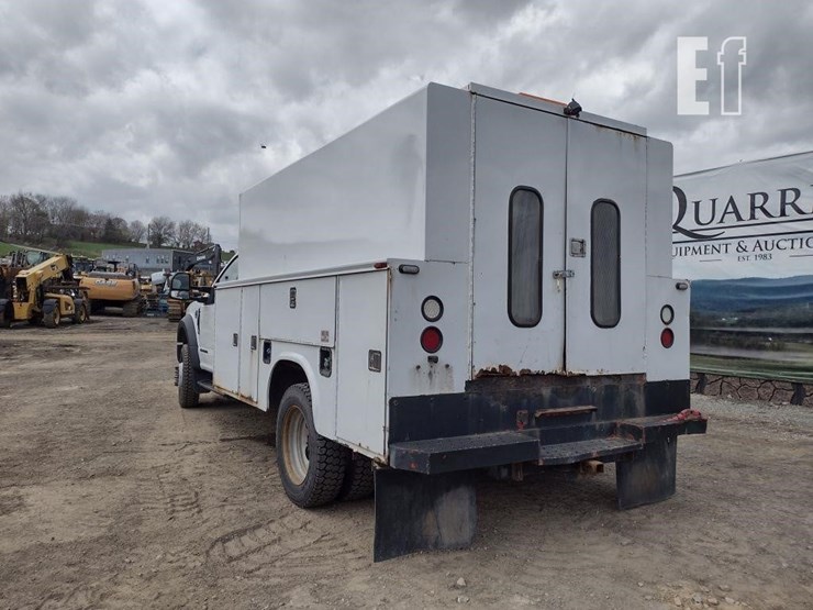 2019-ford-f550-image-29