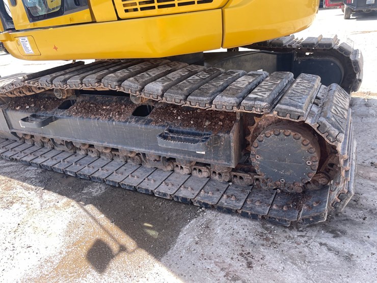 2022-komatsu-pc238us-lc-11-image-11