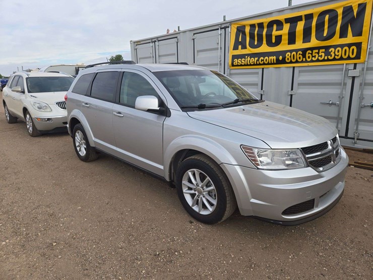 2013-dodge-journey-sxt-image-2