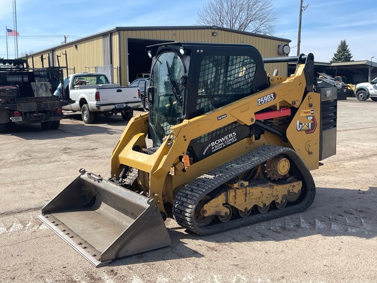 #4051-•-2021-cat-rubber-track-skid-steer-image-1