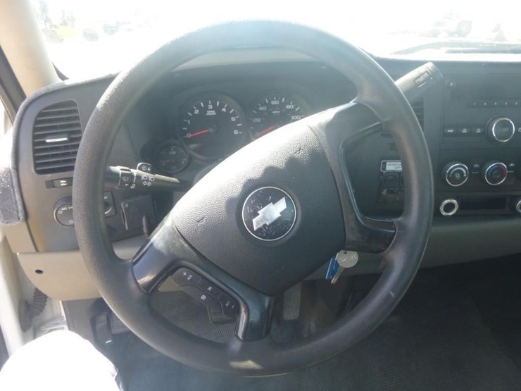 2008-chevrolet-silverado-1500-image-9