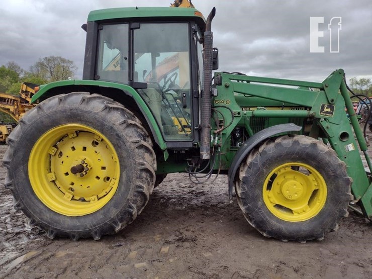 2001-john-deere-6410-image-25