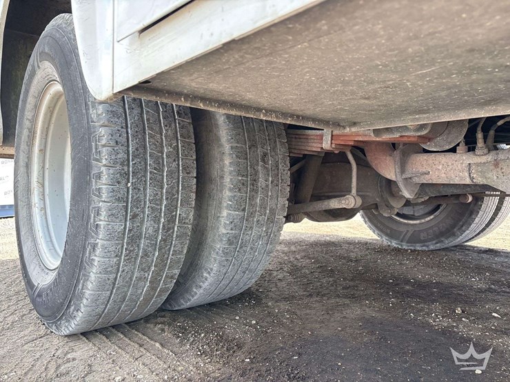 2017-ford-f350-image-33