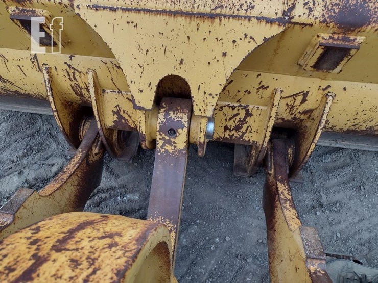 2004-deere-655c-ii-image-24