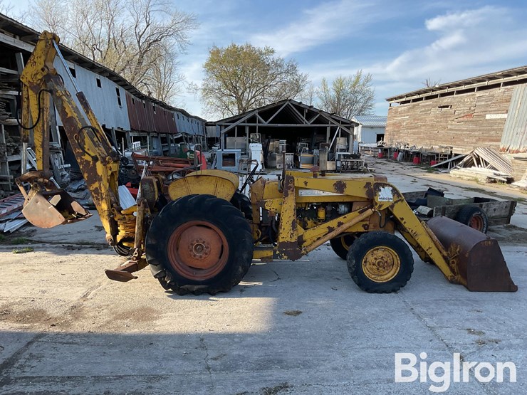 1968-john-deere-440-image-4