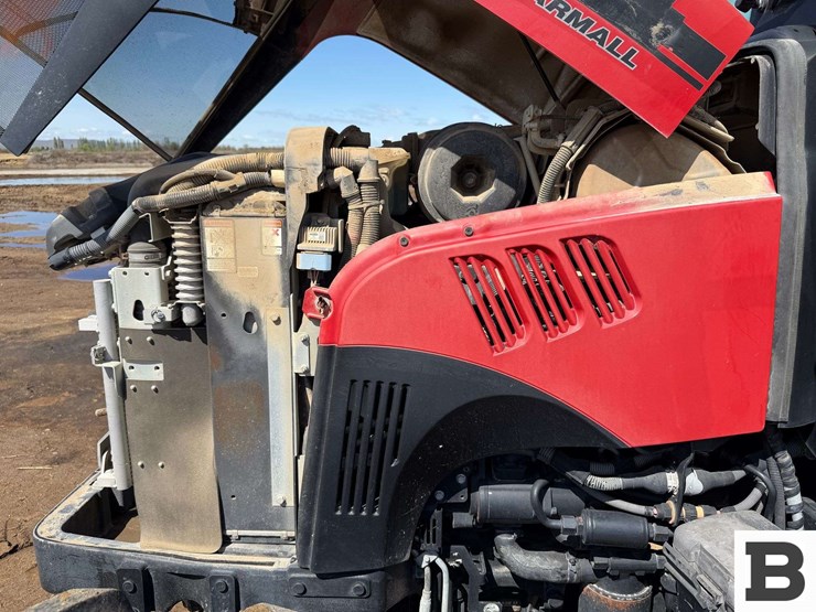 case-ih-farmall-105u-image-13