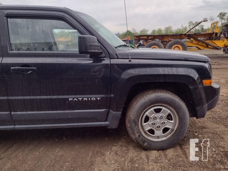 2012-jeep-patriot-sport-image-20