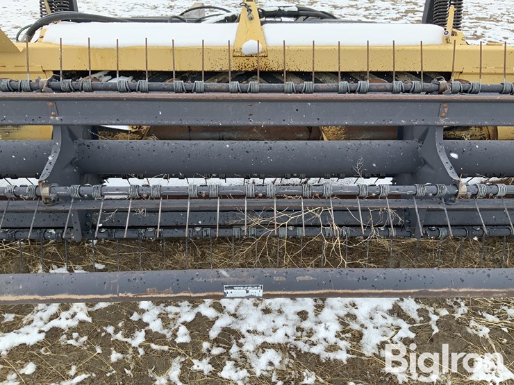 new-holland-2324-image-16