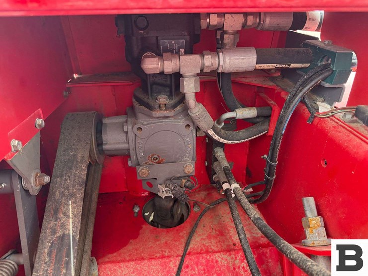 2019-massey-ferguson-wr9970-image-18