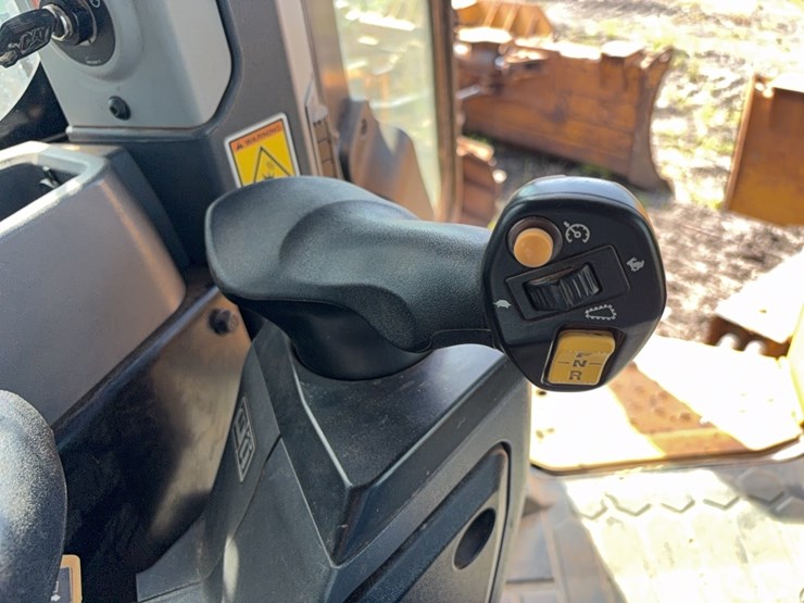 2021-caterpillar-d5-lgp-image-19