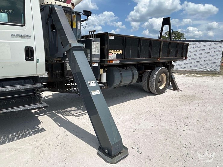 2014-international-durastar-4300-image-20