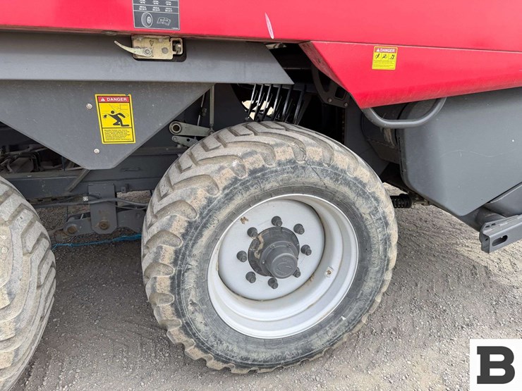 2022-massey-ferguson-2270-image-49
