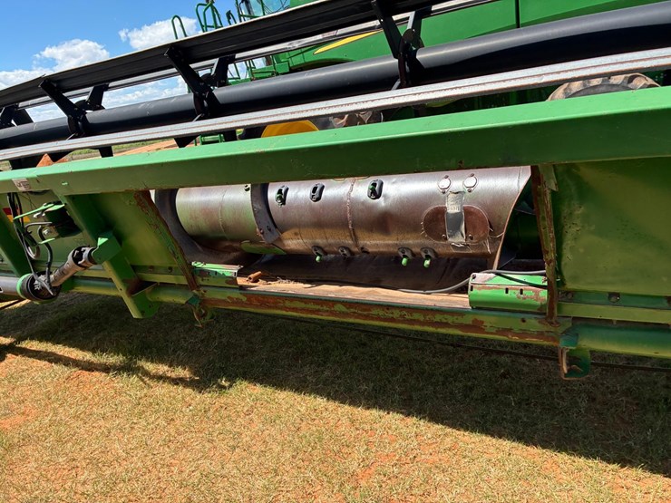 2004-john-deere-630r-image-7
