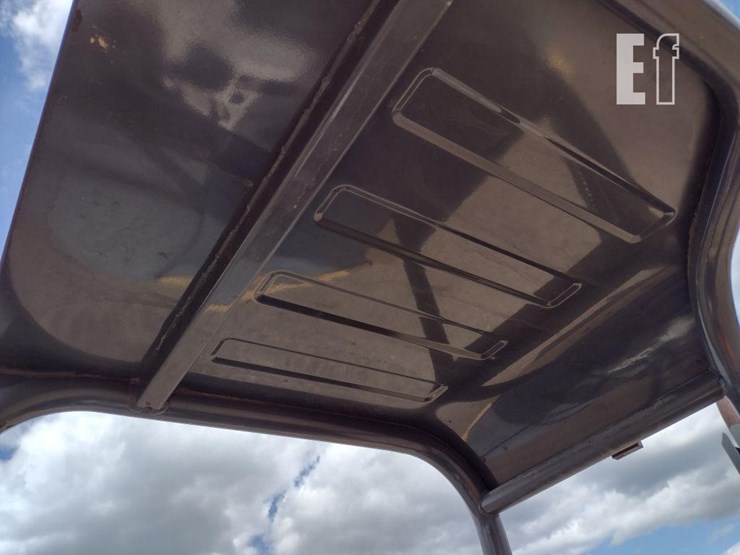 2015-deere-50g-image-10
