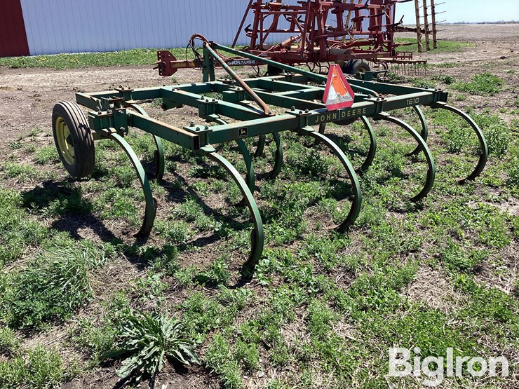 john-deere-1610-image-7