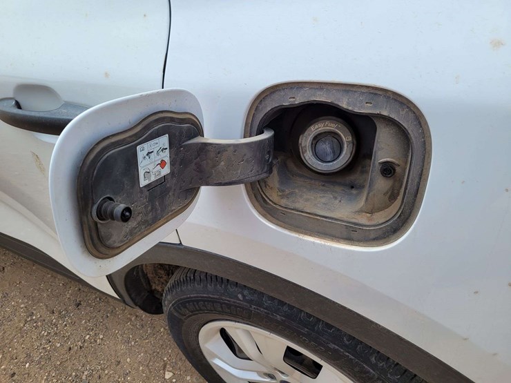 2021-ford-escape-image-8