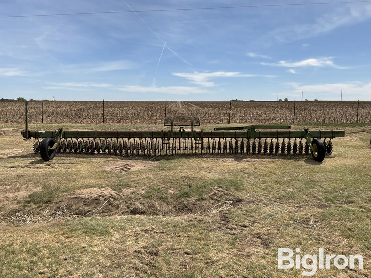 deere-tires-image-2