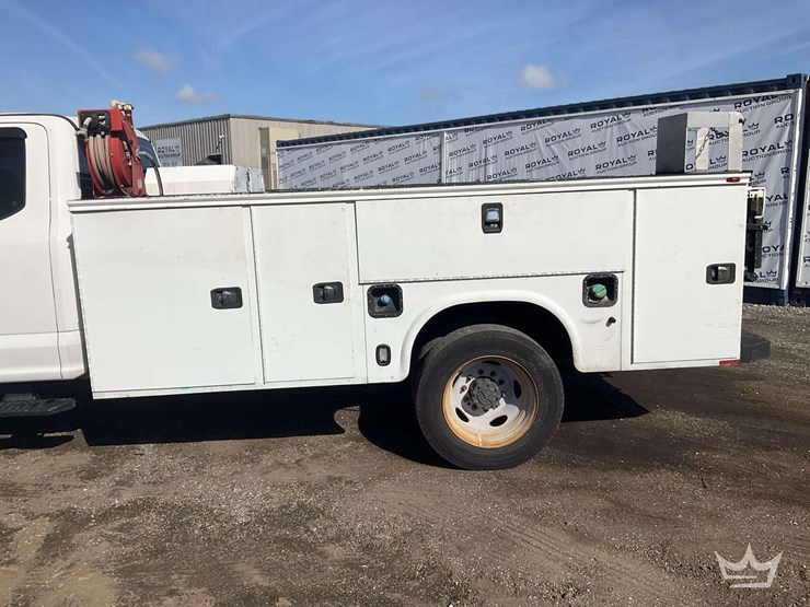 2019-ford-f450-image-29