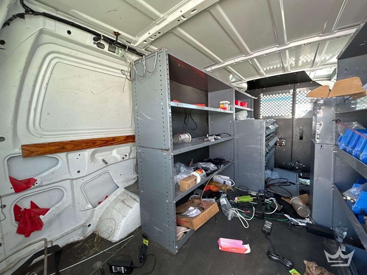 2009-ford-cargo-image-14