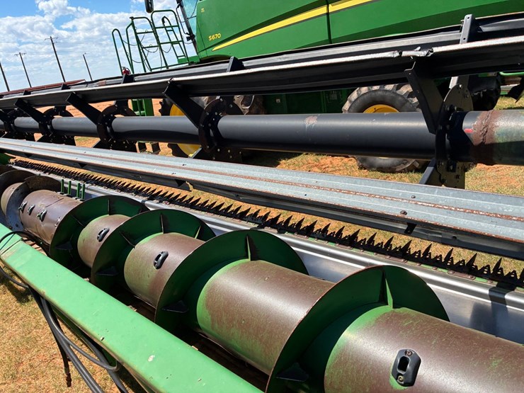 2004-john-deere-630r-image-6