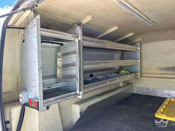 2017-gmc-sierra-2500-image-25