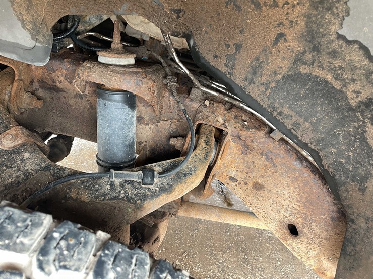 #4043-•-2002-gmc-250-(has-wi-title)-image-34