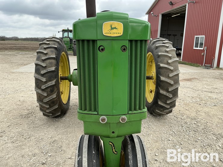 1958-john-deere-520-image-10