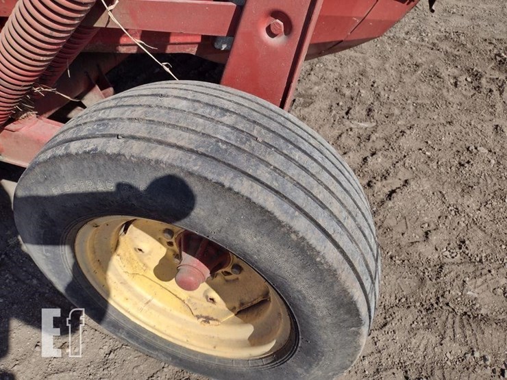 2002-new-holland-488-image-7