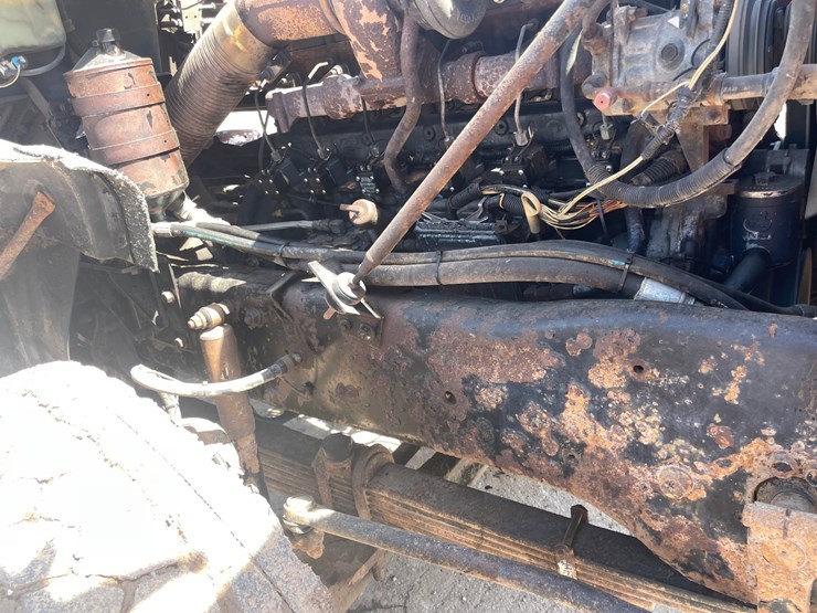 #4013-•-2000-quad-axle-mack-dump-truck-(has-wi-title)-image-134