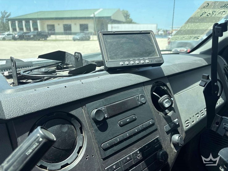 2016-ford-f550-image-31