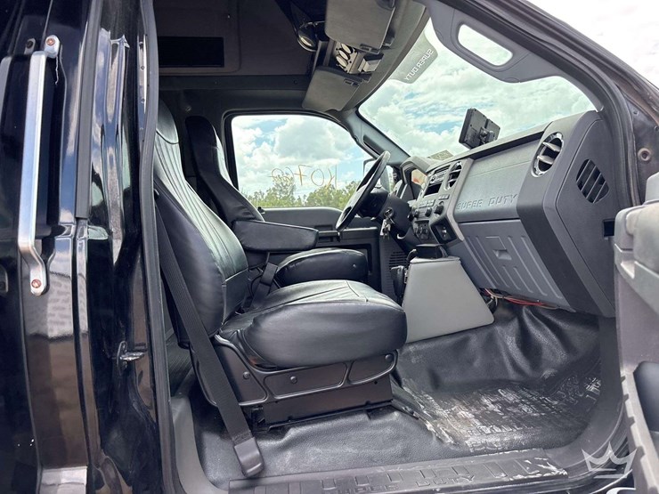 2015-ford-f750-image-34