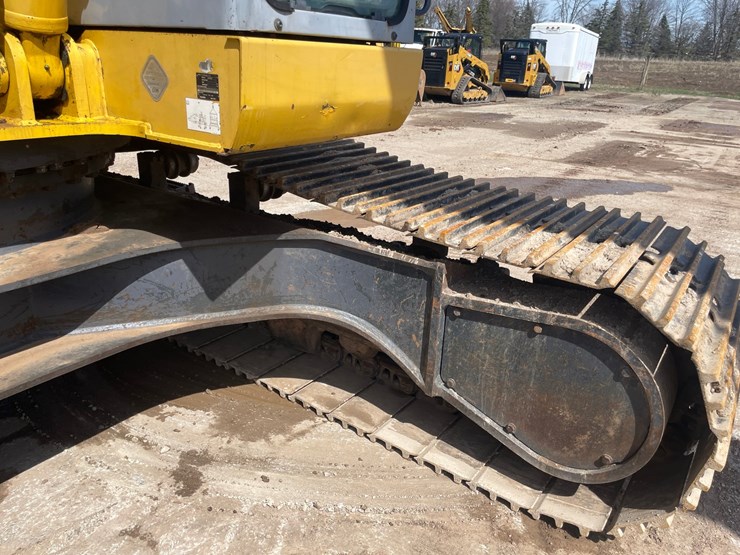komatsu-pc308-image-39