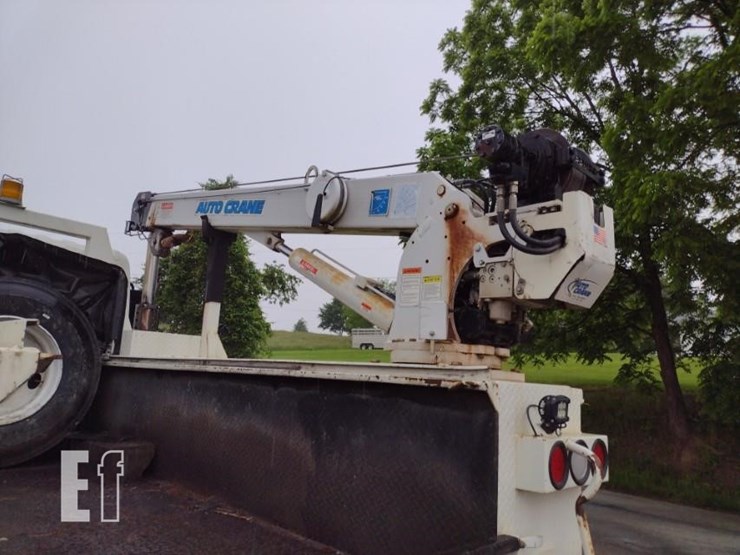 2015-hino-338-image-37
