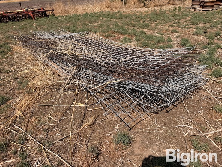 hog-panels-image-3